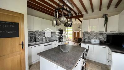 Maison - 136 m² - 6 pièces