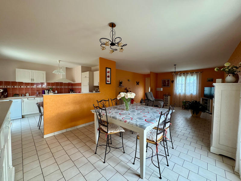 Maison - 100 m² - 5 pièces