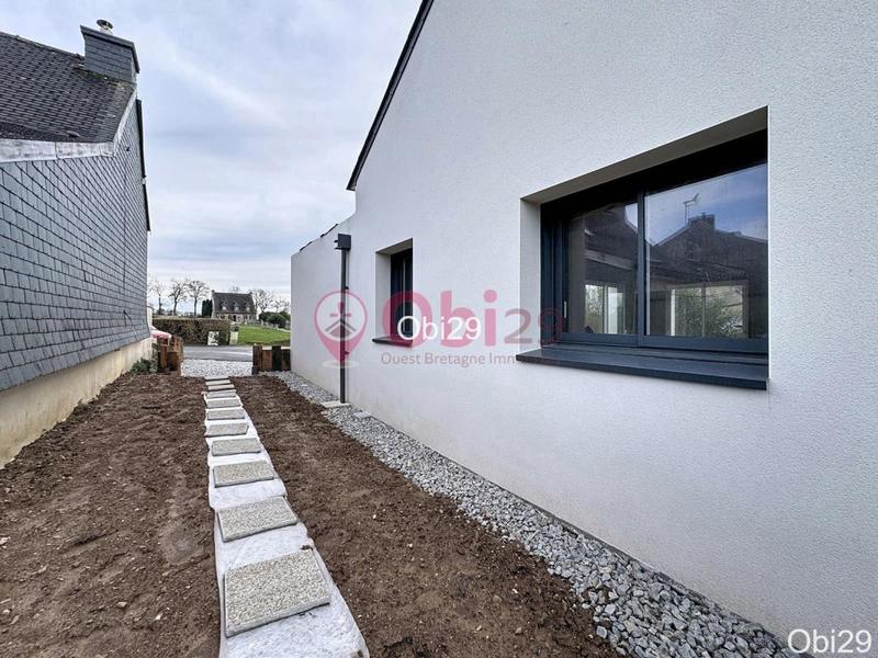 Maison - 92 m² - 4 pièces