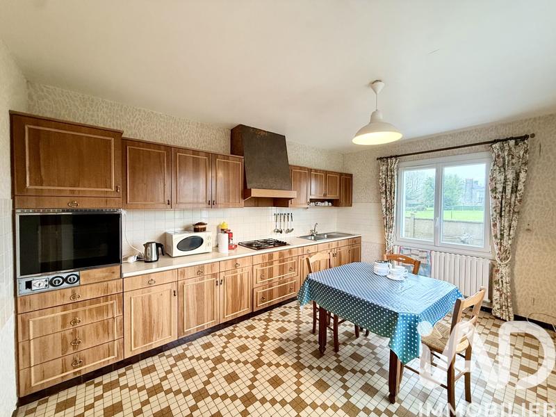 Maison - 137 m² - 5 pièces