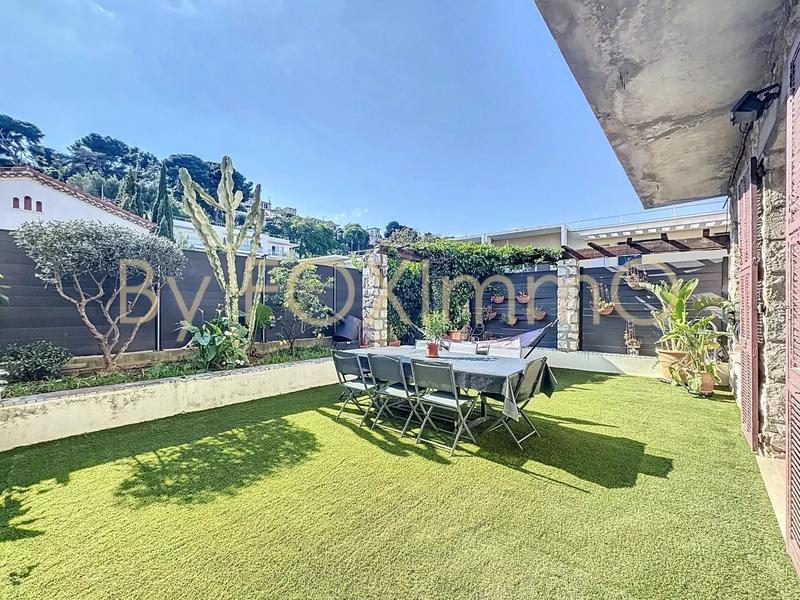 Appartement - 157 m² - 5 pièces