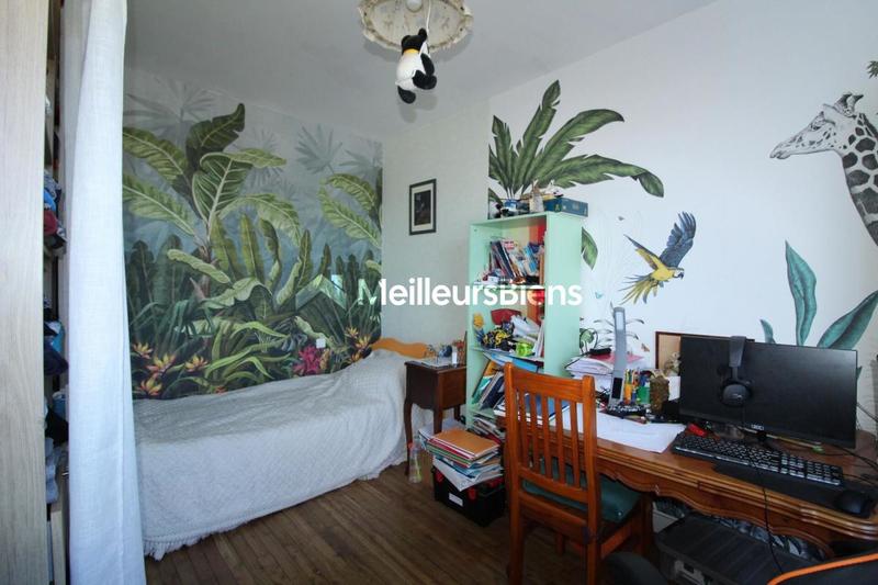 Maison - 93 m² - 5 pièces