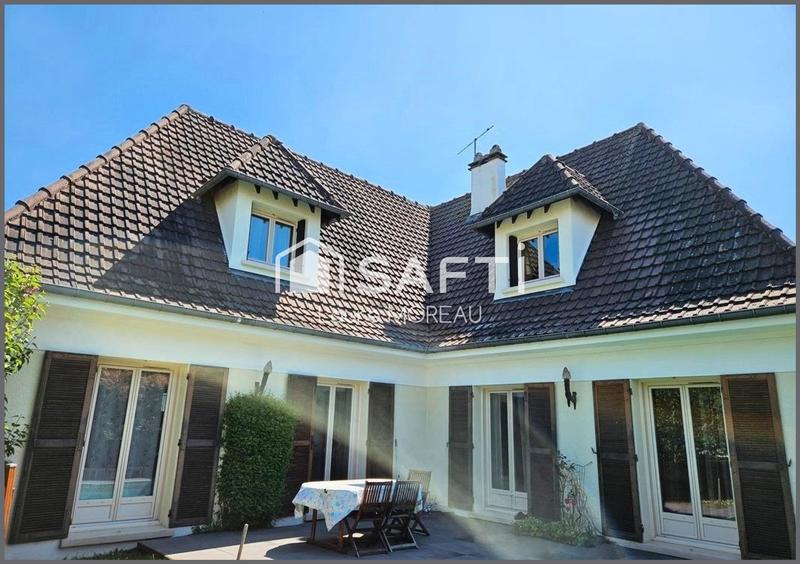 Maison - 196 m² - 8 pièces