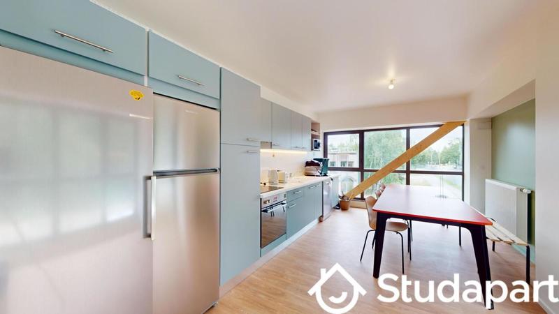 Chambre - 13 m² - 1 pièce