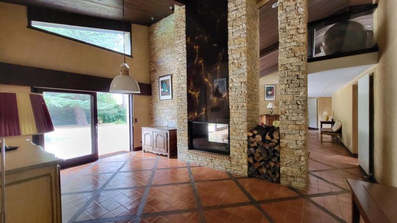 Maison - 290 m² - 10 pièces