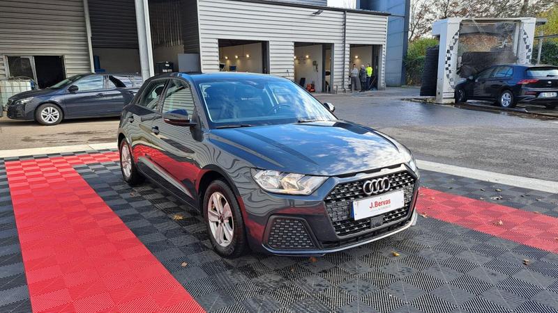 Audi A1 sportback 30 Tfsi 110 Ch s tronic 7 s line