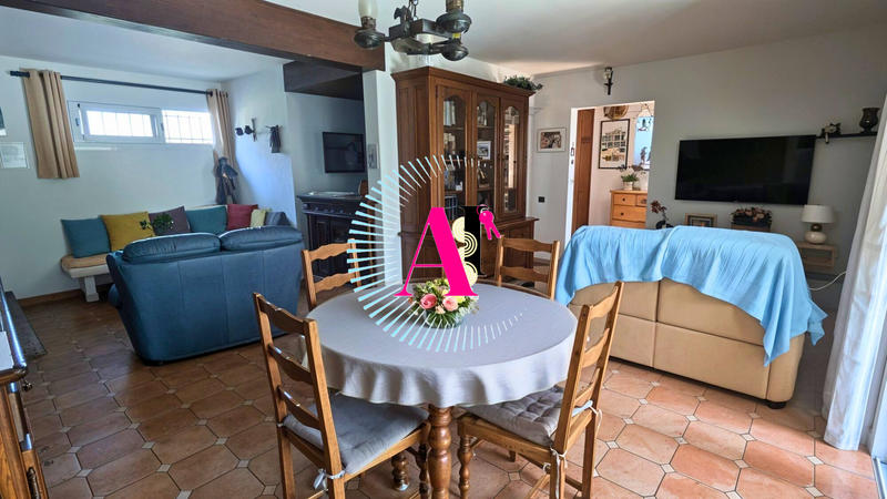 Maison traditionnelle - 130 m² - 6 pièces