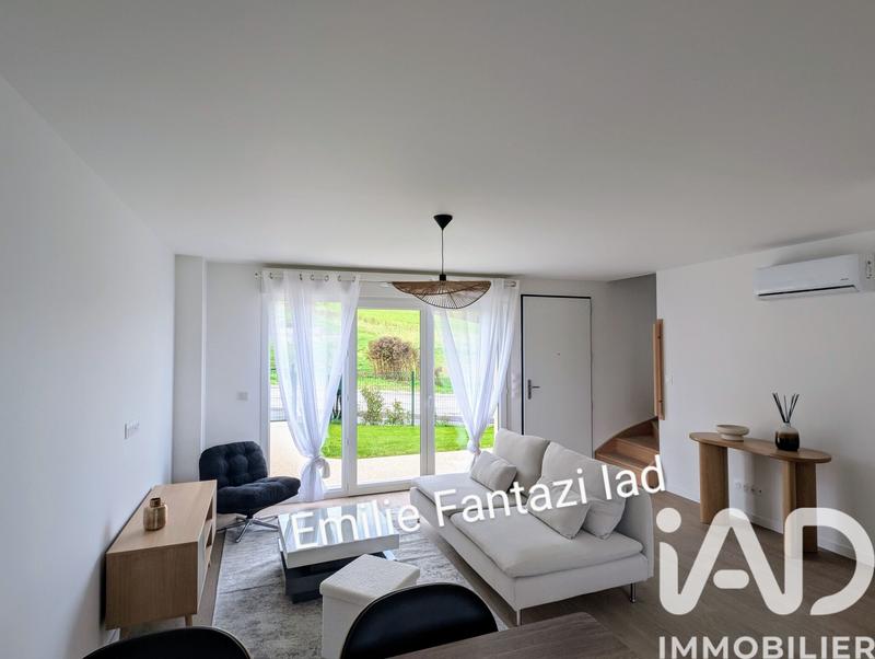 Maison - 90 m² - 4 pièces