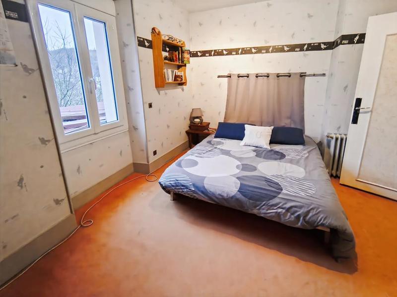 Maison - 237 m² - 10 pièces