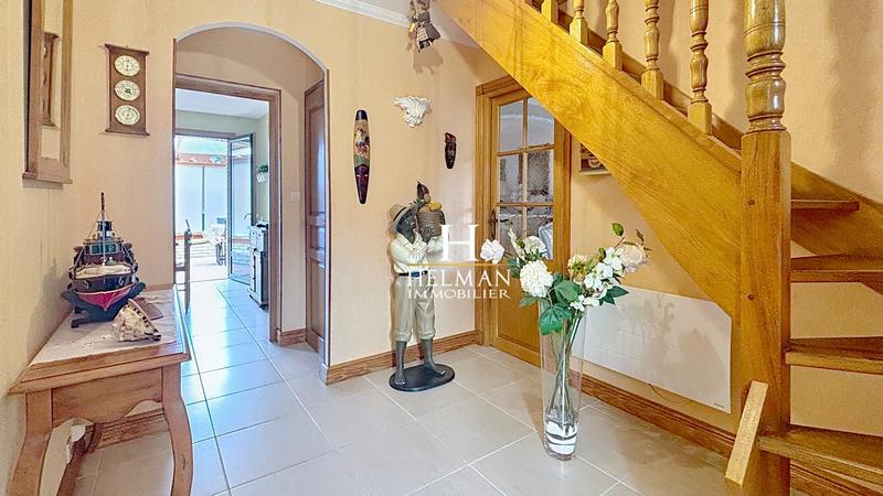 Maison - 138 m² - 6 pièces