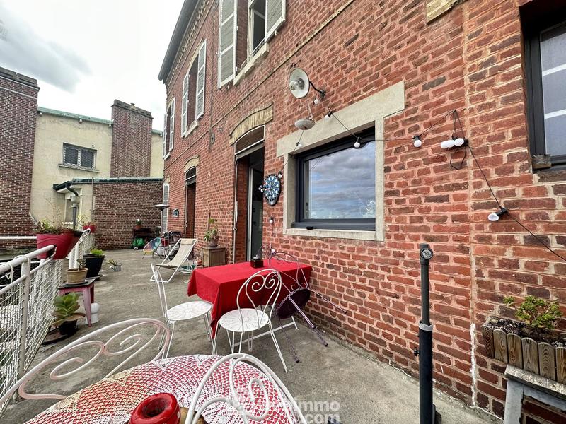 Maison - 214 m² - 9 pièces