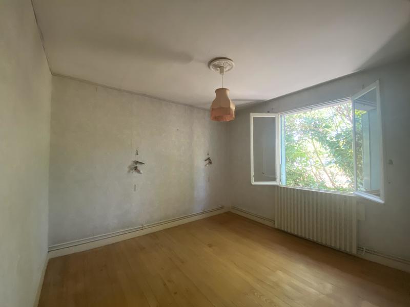 Maison - 85 m² - 6 pièces