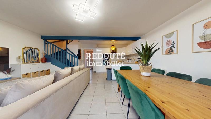 Maison - 94 m² - 5 pièces