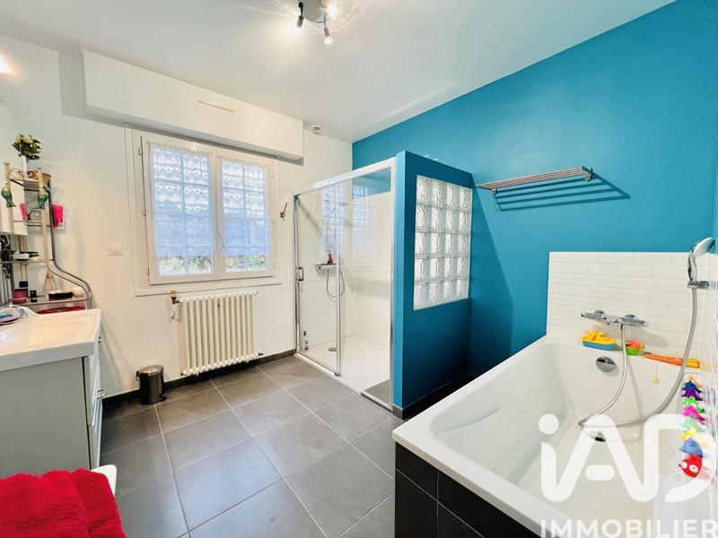 Maison - 155 m² - 6 pièces