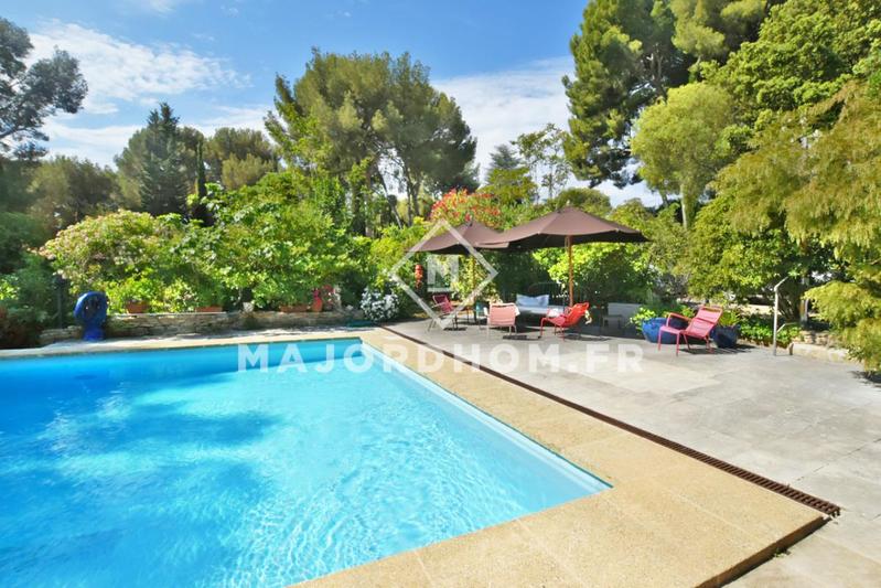 Maison - 215 m² - 7 pièces