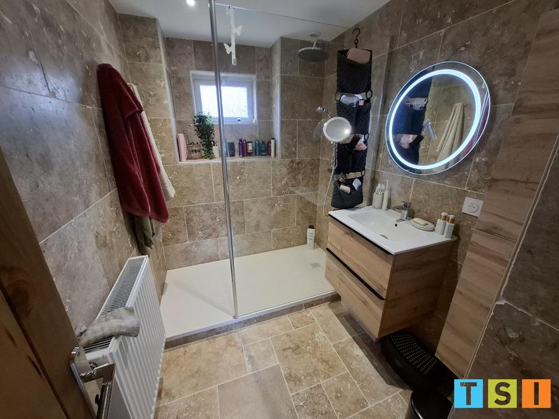 Maison - 264 m² - 8 pièces