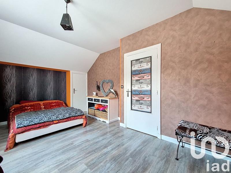 Maison - 240 m² - 10 pièces