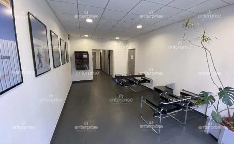 Bureau - 430 m²