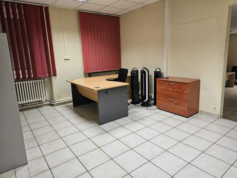 Bureau - 428 m² - 12 pièces