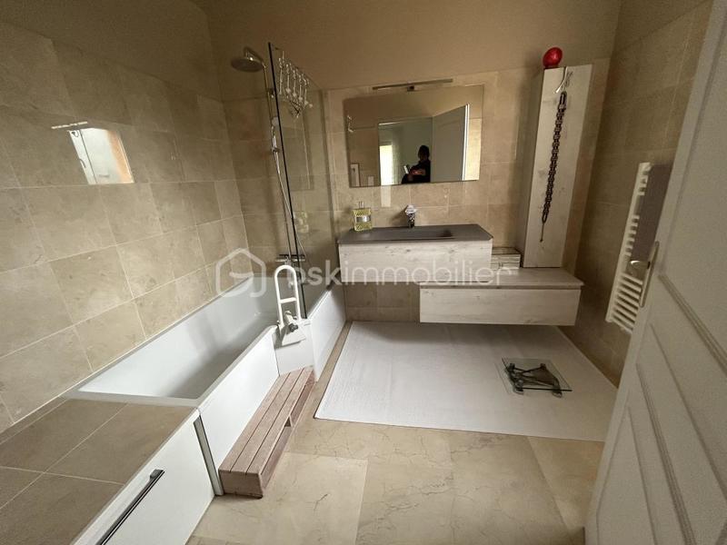 Maison - 146 m² - 4 pièces