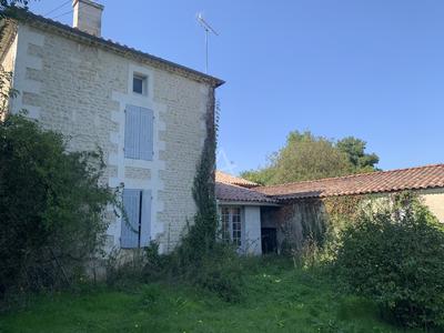 Maison - 162 m² - 10 pièces