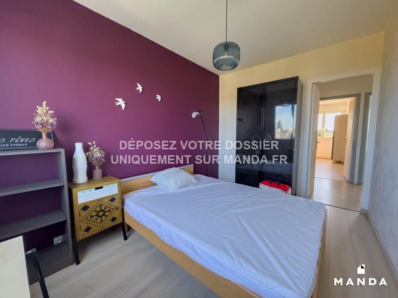Chambre - 10 m² - 4 pièces