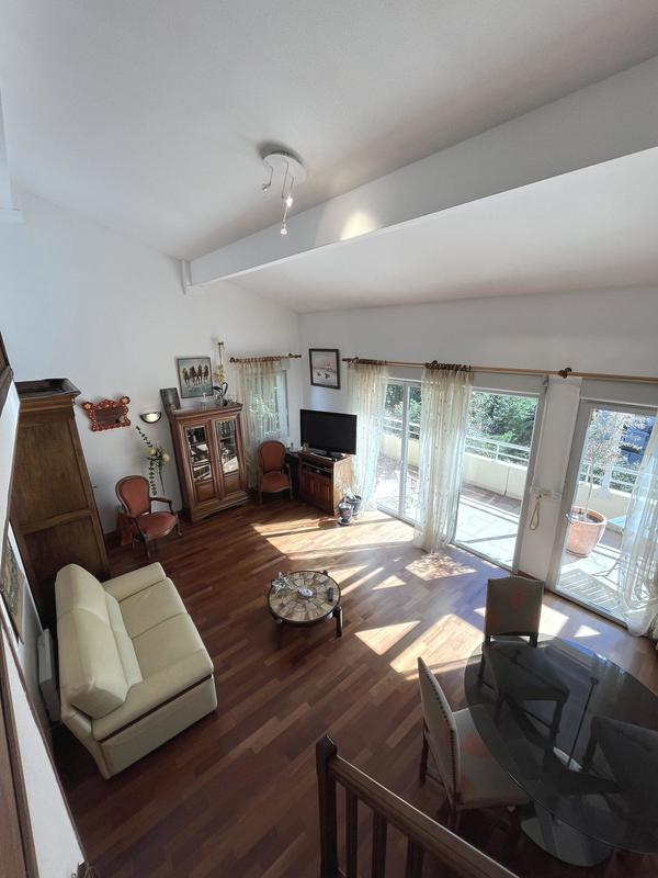 Appartement - 89 m² - 4 pièces