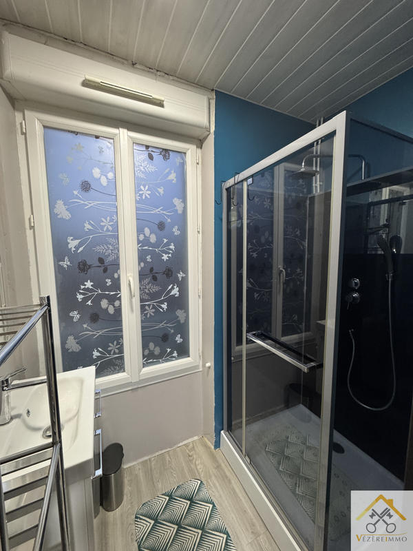 Maison - 181 m² - 8 pièces