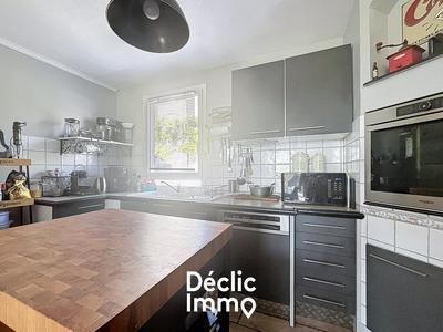 Maison - 98 m² - 5 pièces