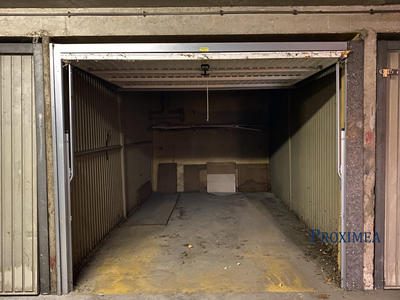 Parking / Garage - 13 m²