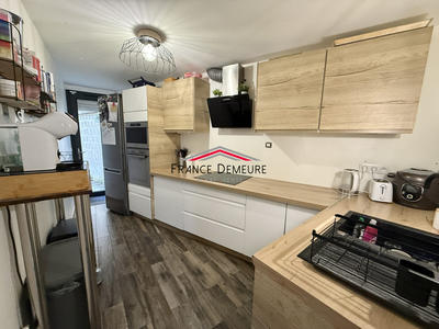 Maison traditionnelle - 108 m² - 5 pièces