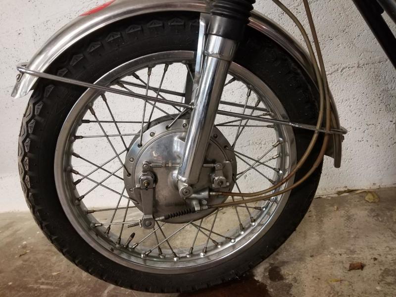 Kawasaki Avenger 350 kawasaki rouge 0350