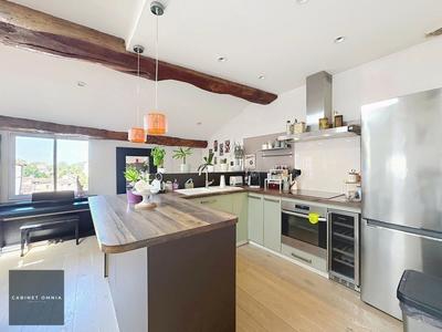 Appartement - 96 m² - 4 pièces