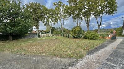 Terrain constructible - 385 m²