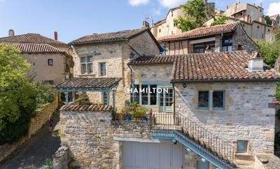 Maison - 133 m² - 5 pièces