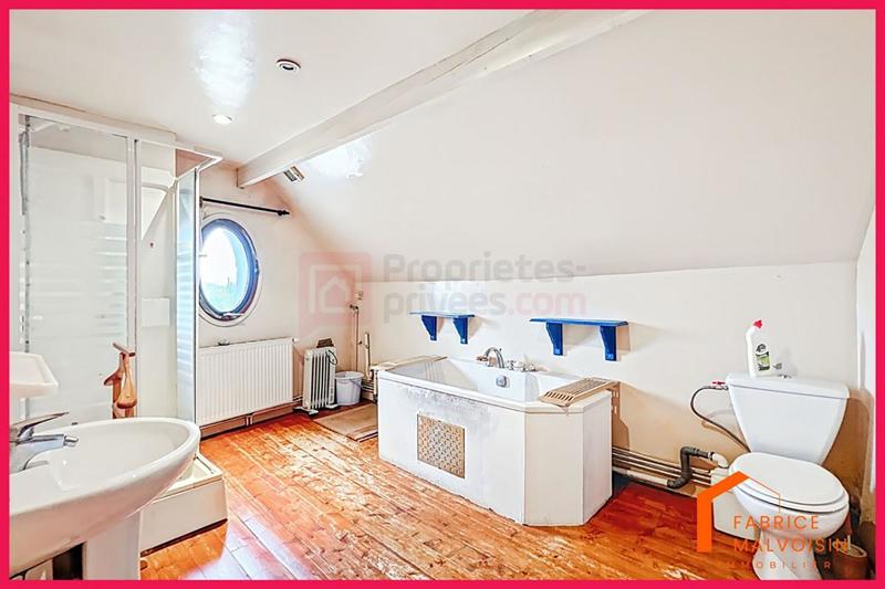 Maison - 100 m² - 6 pièces