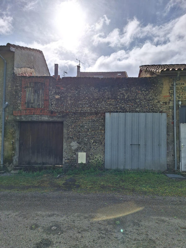 Maison - 213 m² - 8 pièces