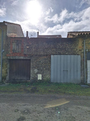 Maison - 213 m² - 8 pièces