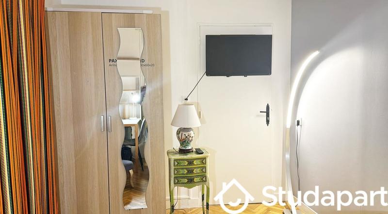 Chambre - 10 m² - 1 pièce