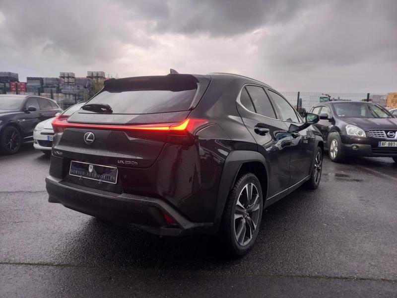 Lexus Ux 250h 2wd Premium Edition - Garantie Lexus 11/2026