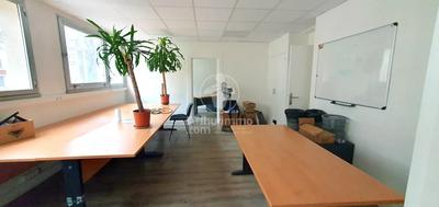 Bureau - 245 m² - 10 pièces