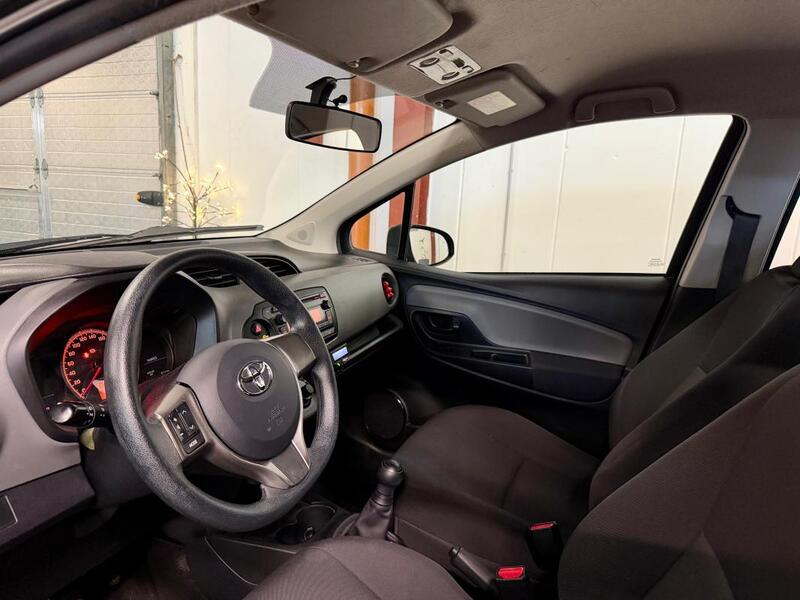 Toyota Yaris 1.0 vvt-i 69ch *64200Kms