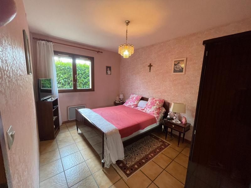 Villa - 90 m² - 4 pièces