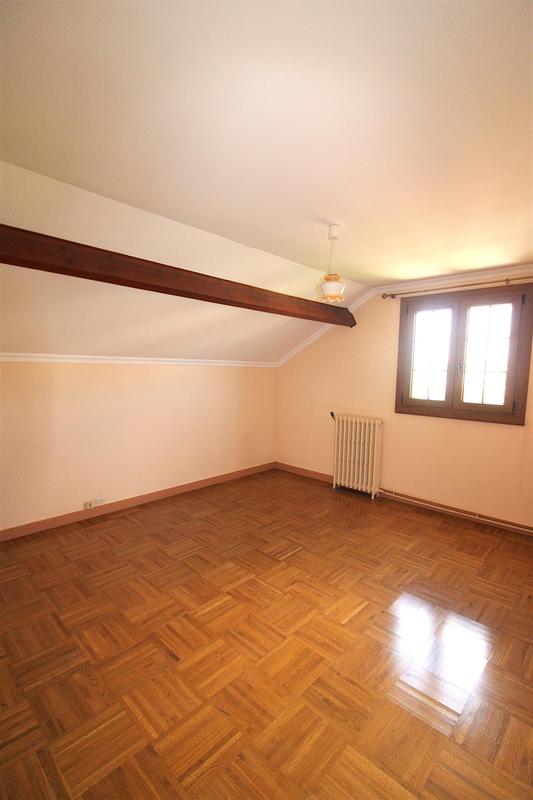 Maison - 112 m² - 6 pièces