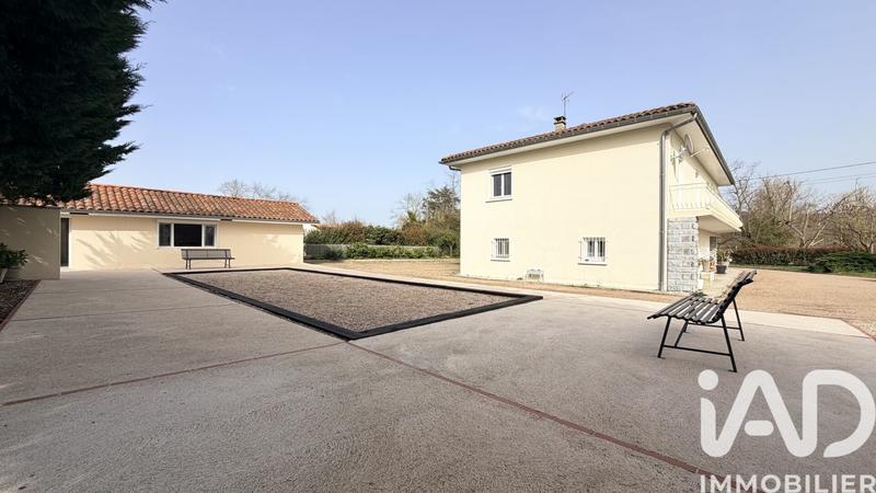 Maison - 199 m² - 8 pièces