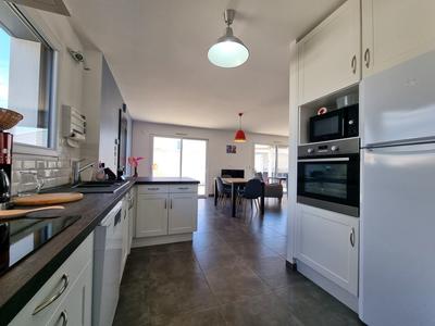 Maison - 88 m² - 4 pièces