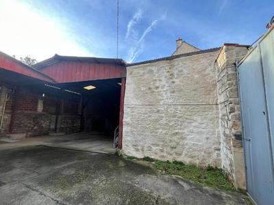 Maison - 130 m² - 3 pièces