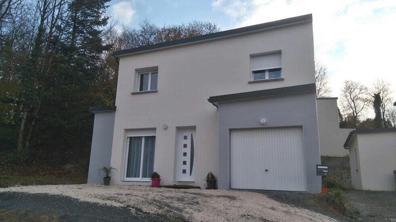 Maison - 90 m² - 4 pièces