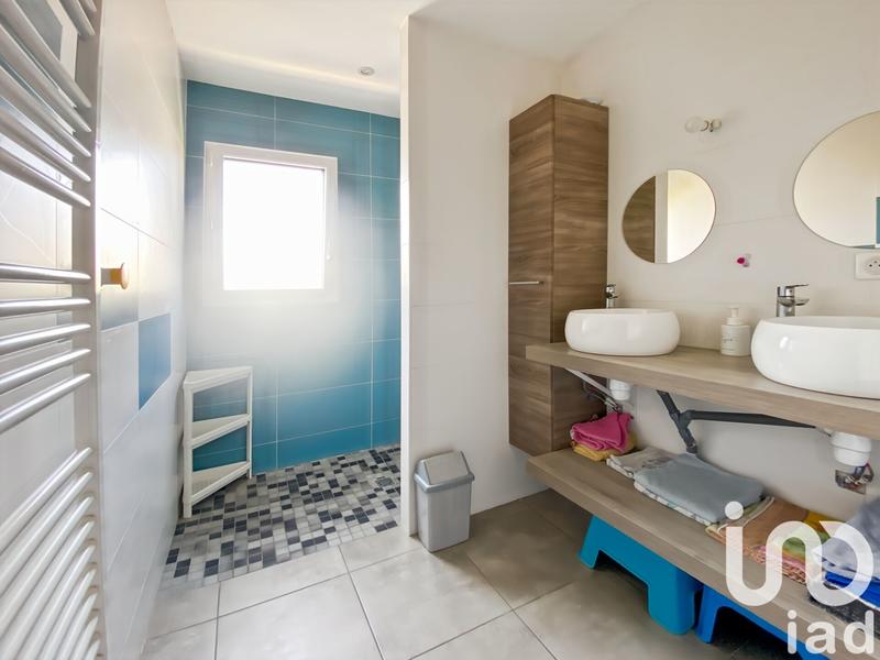 Maison - 122 m² - 7 pièces