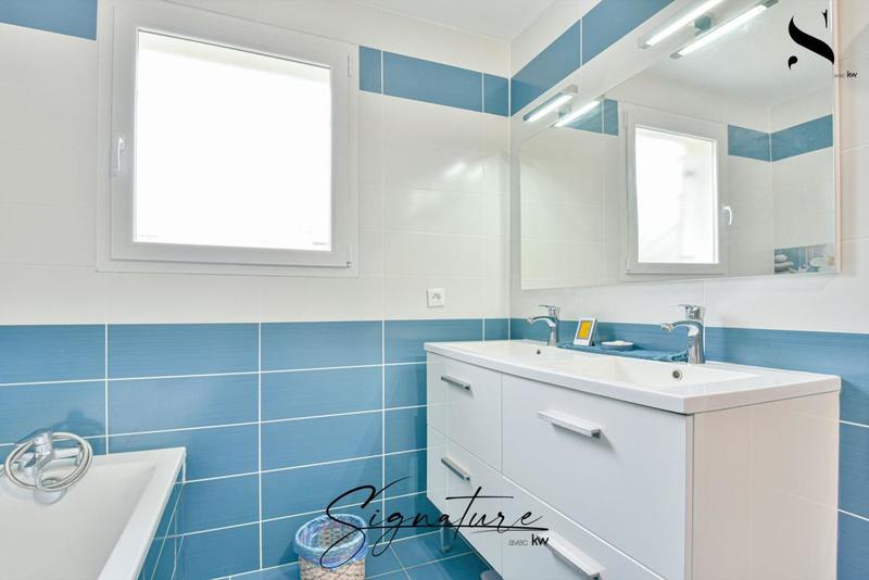 Pavillon - 94 m² - 5 pièces